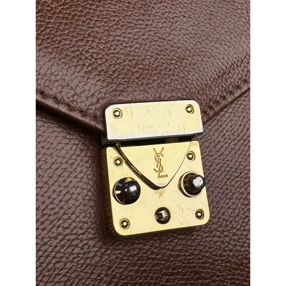Vintage 1990s Yves Saint Laurent brown leather envelope clutch wrist strap - Picture 2 of 15